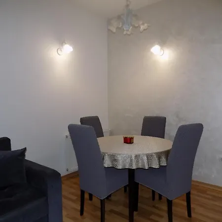 Apartment Stan Na Dan Sunce Lukavica